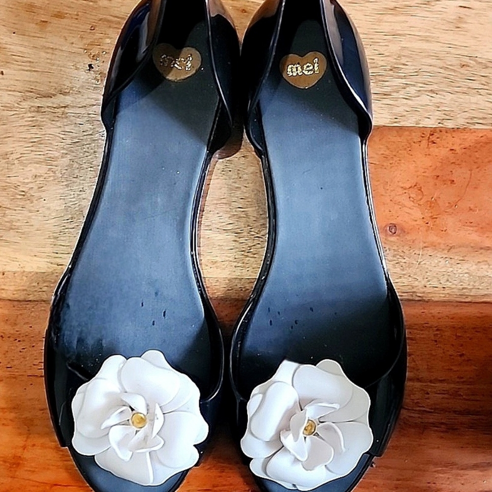 MEL jelly designer magnolia flats